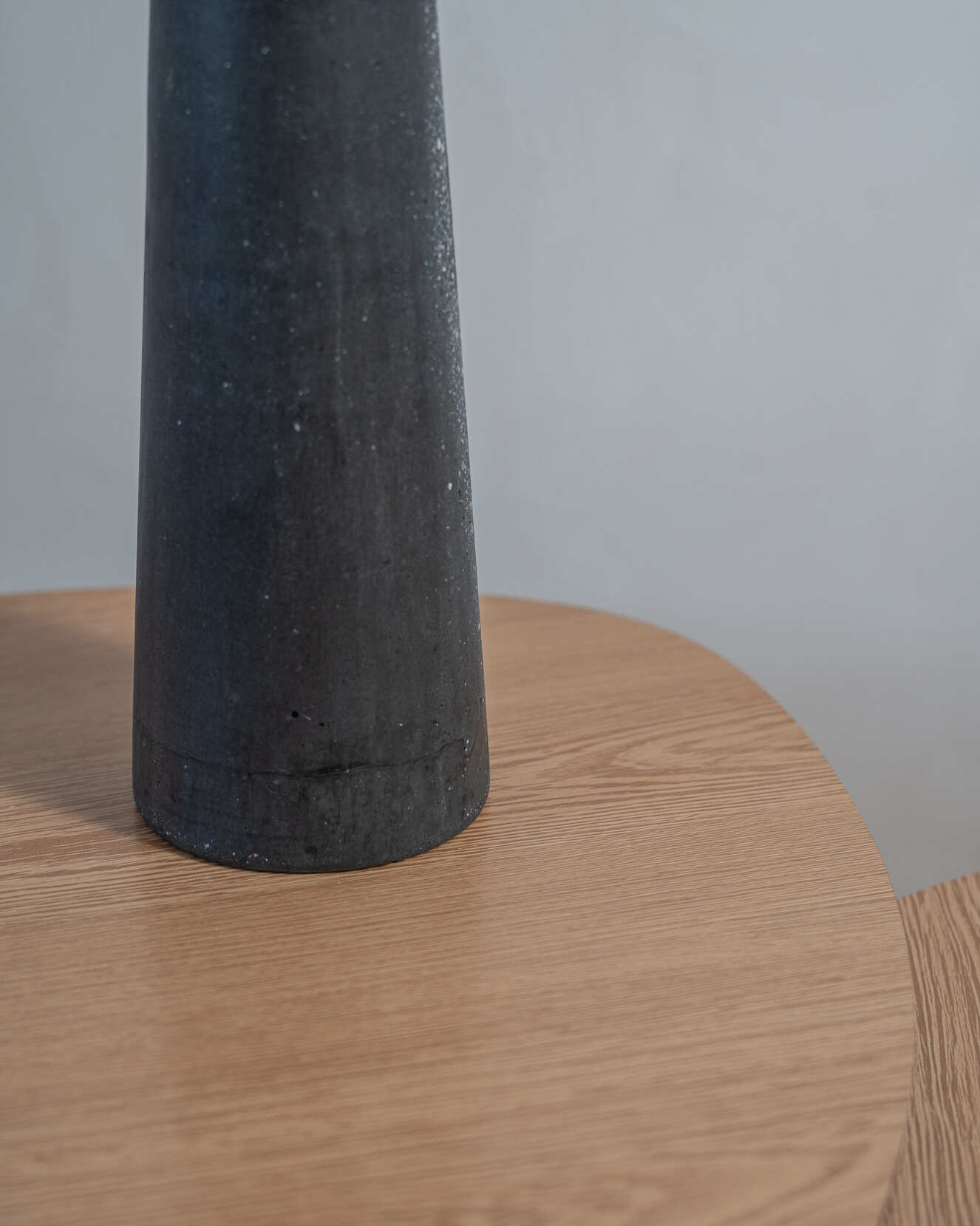 Bougeoir CHŪRI noir 30 cm